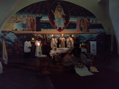 Con solemne eucaristía de la Vigilia Pascual celebran la Resurrección de Jesucristo